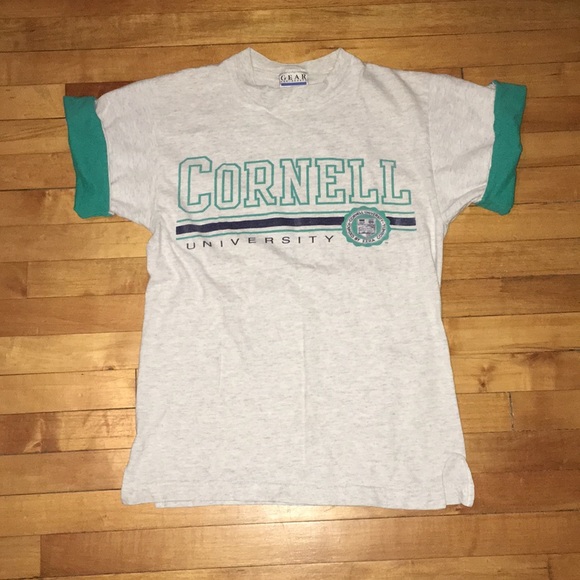 Vintage Tops - vintage Cornell t-shirt